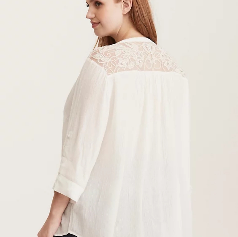 NWT Torrid Size 1 Lace Back Embellished Top
